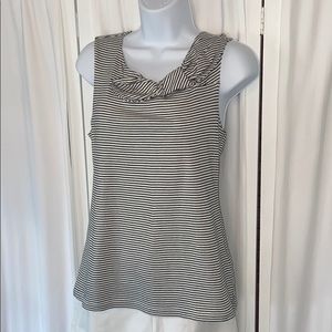 🌸Banana Republic🌸Sleeveless Designer Tee